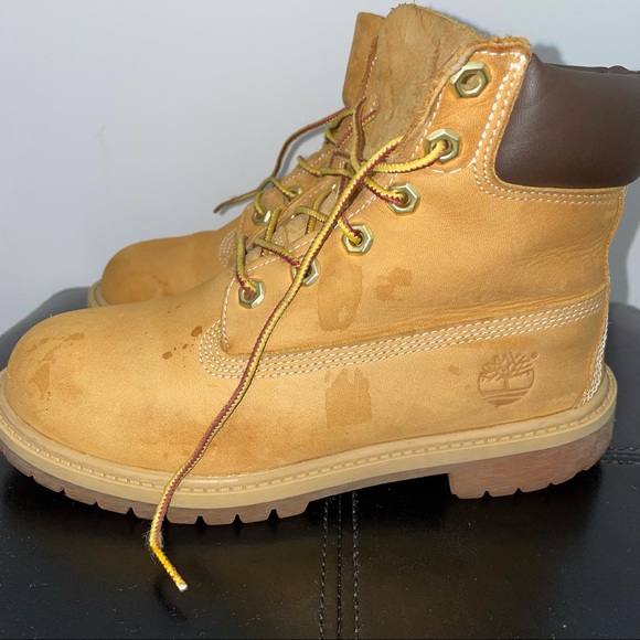Timberline boots juniors size (M4) - Picture 8 of 8